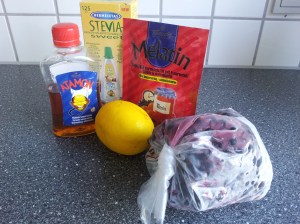Ingredienser til en syrlig solbærmarmelade